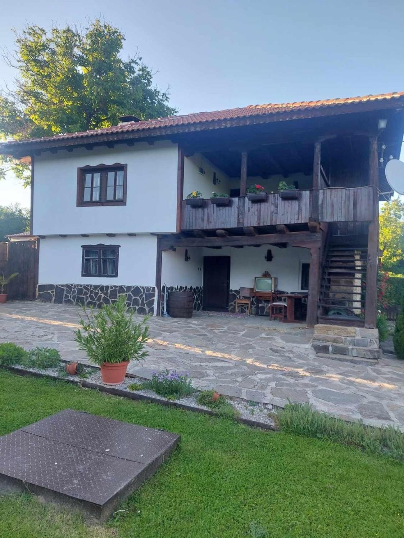 Vila Митровата Къща Raynovtsi Exteriér fotografie