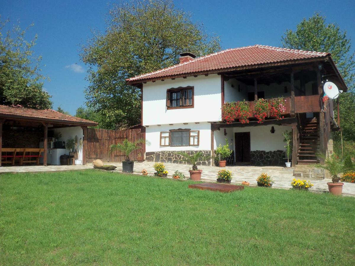 Vila Митровата Къща Raynovtsi Exteriér fotografie